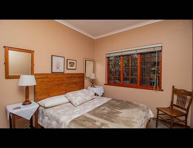 4 BEDROOM HOUSE FOR SALE IN TABLE VIEW